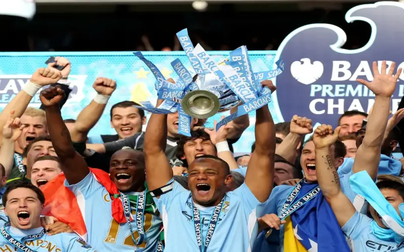 شاهد.. 5 مواجهات مصيرية رسمت الطريق للقب البريميرليغ | رياضة